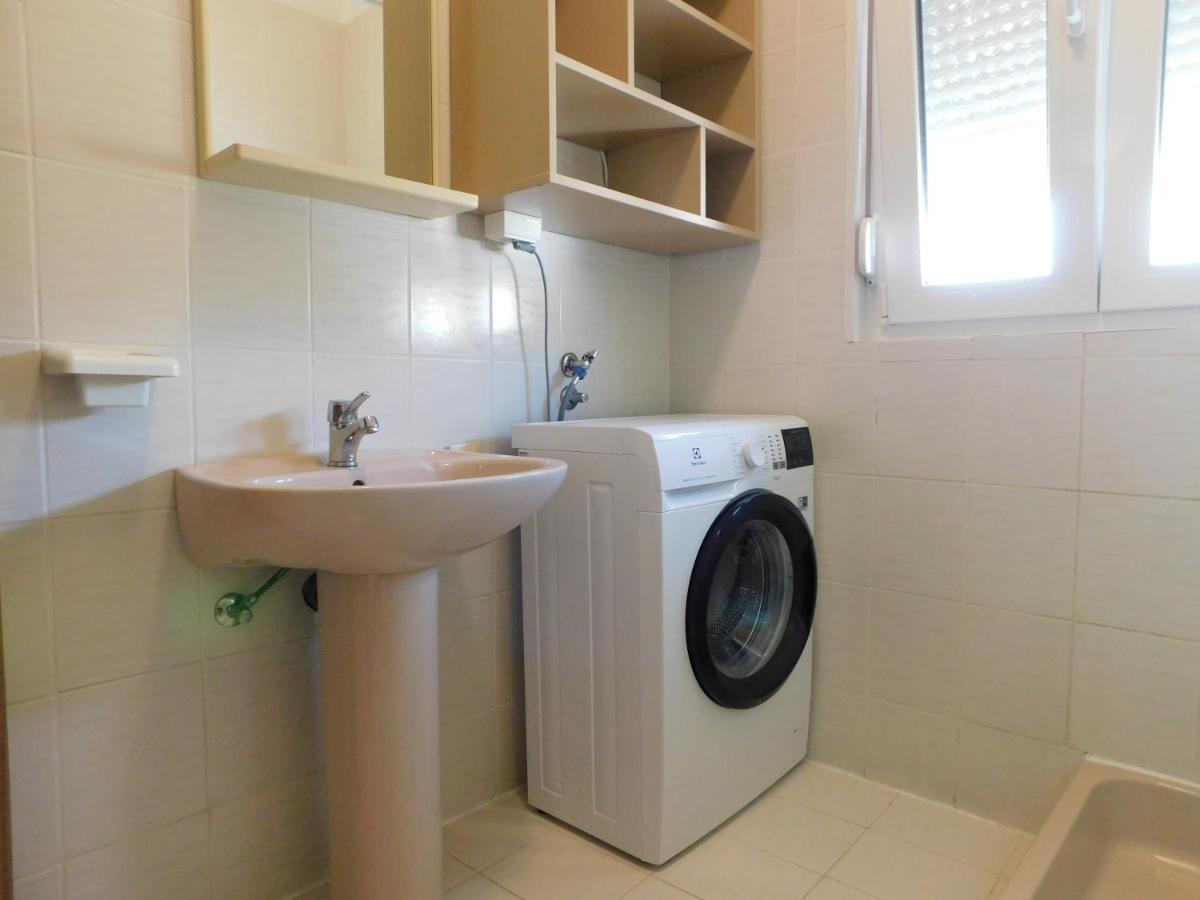 Apartmani Salus Pag Town Extérieur photo