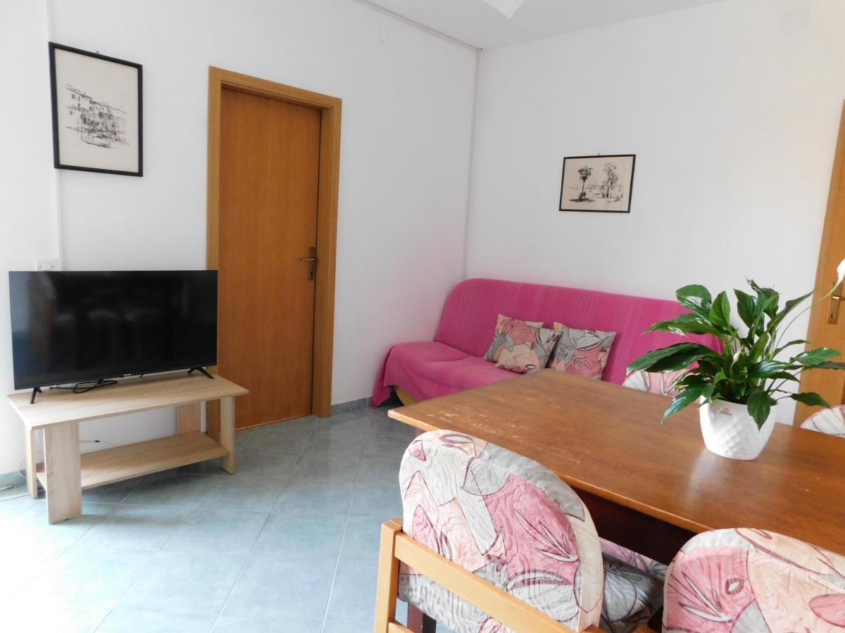Apartmani Salus Pag Town Extérieur photo