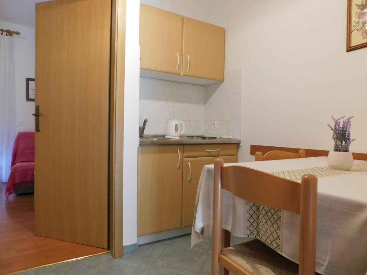 Apartmani Salus Pag Town Extérieur photo