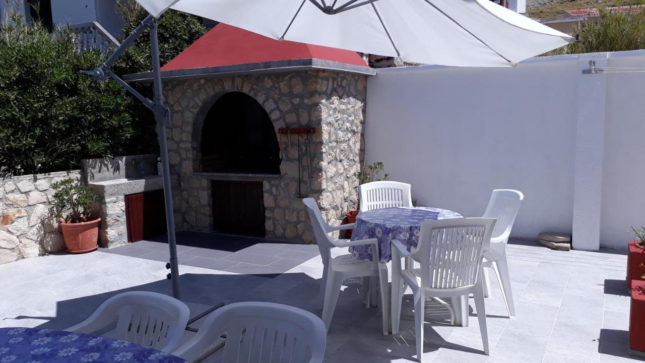Apartmani Salus Pag Town Extérieur photo