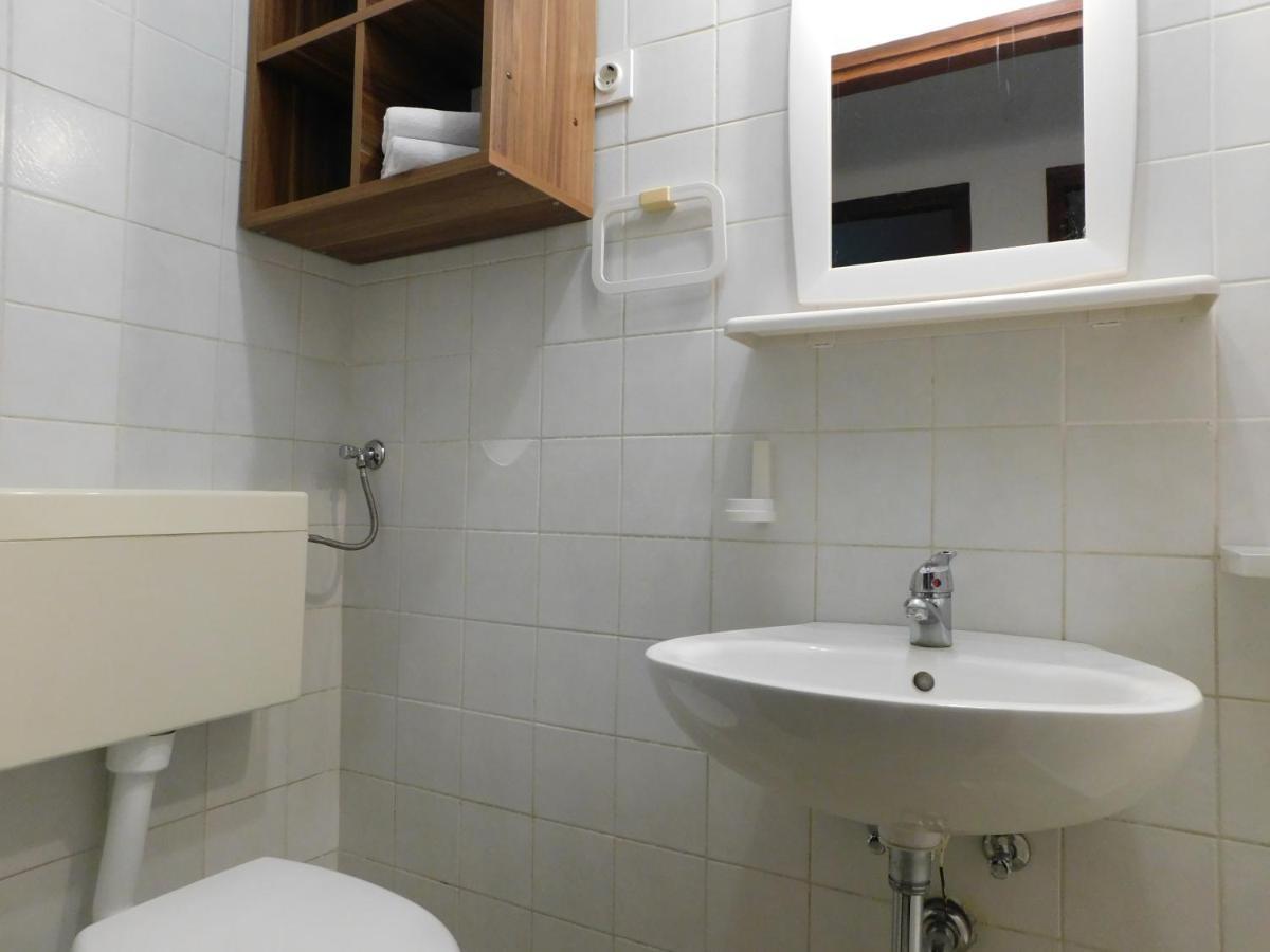 Apartmani Salus Pag Town Extérieur photo