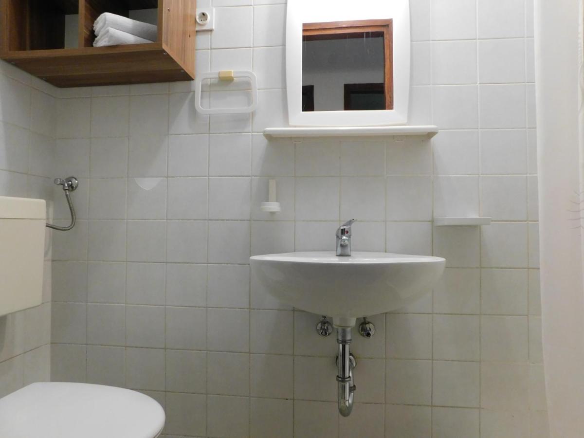 Apartmani Salus Pag Town Extérieur photo