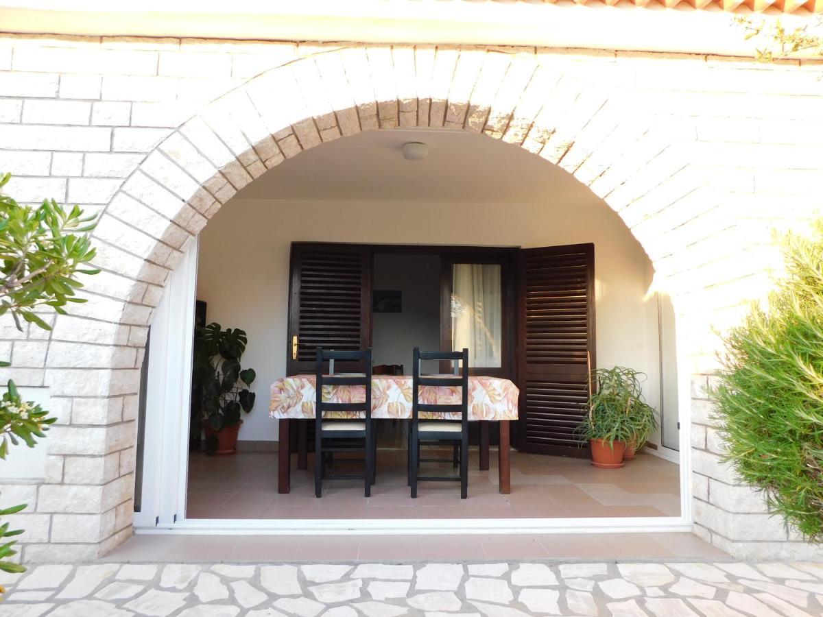 Apartmani Salus Pag Town Extérieur photo